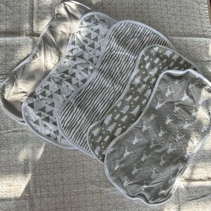 Gray Patterned Baby Burp Cloth Set